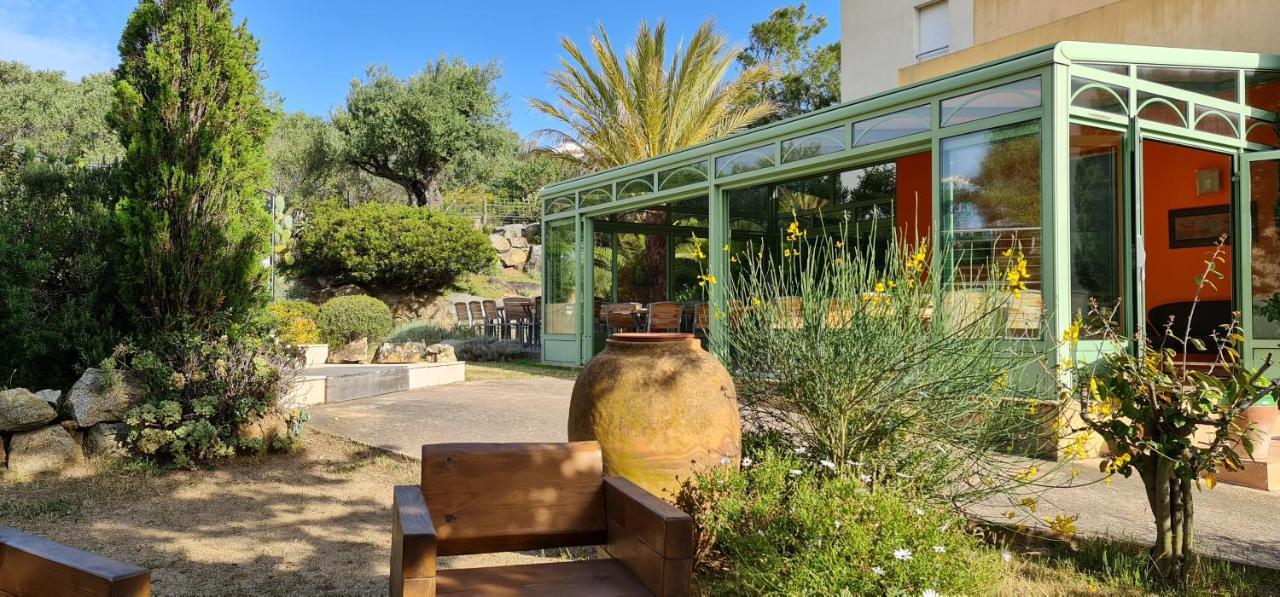Hotel Cala Di L'Oru LʼÎle-Rousse المظهر الخارجي الصورة