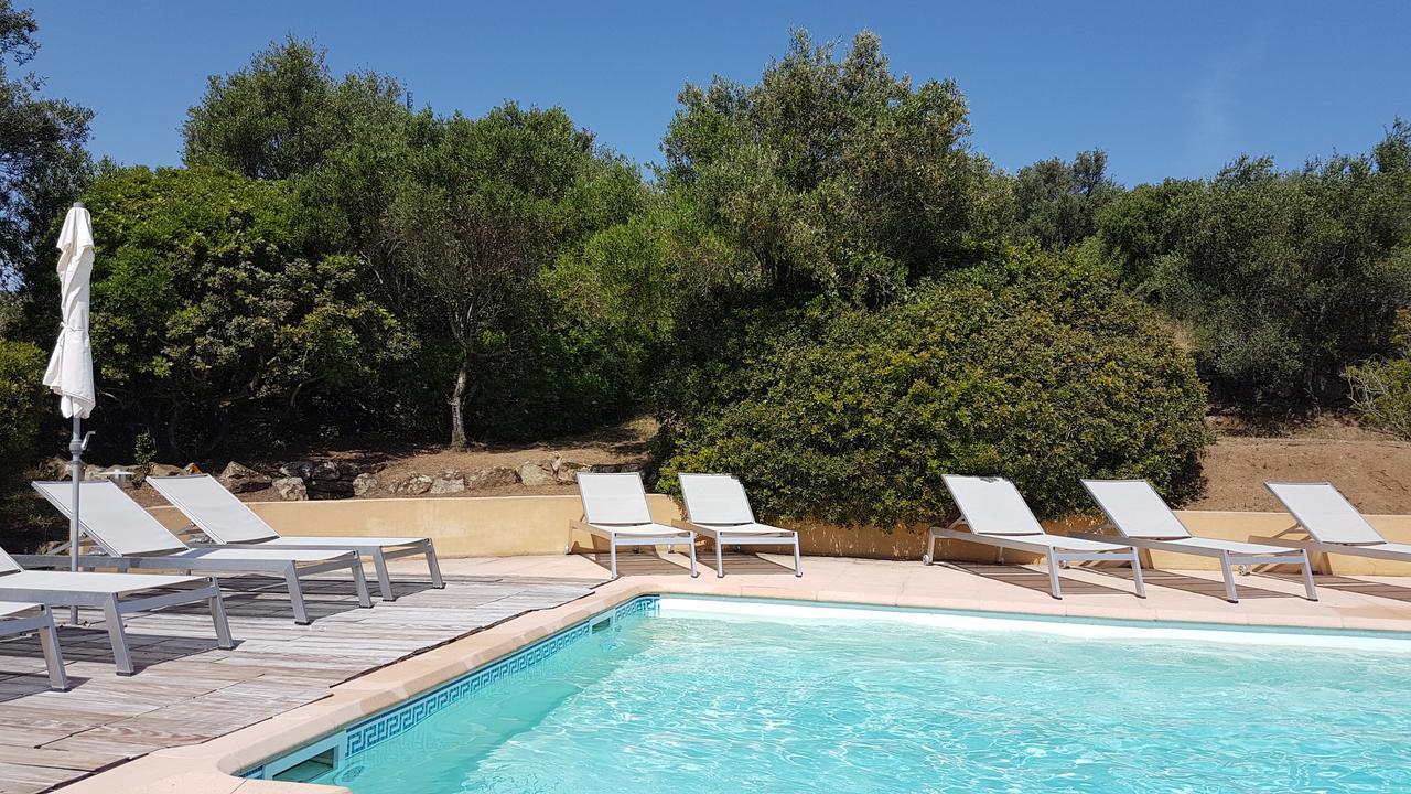 Hotel Cala Di L'Oru LʼÎle-Rousse المظهر الخارجي الصورة